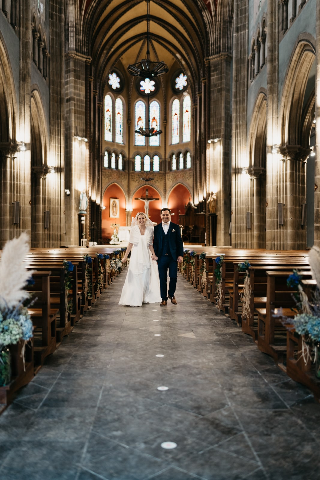 Sortie d'église des mariés à Bayonne au Pays basque
