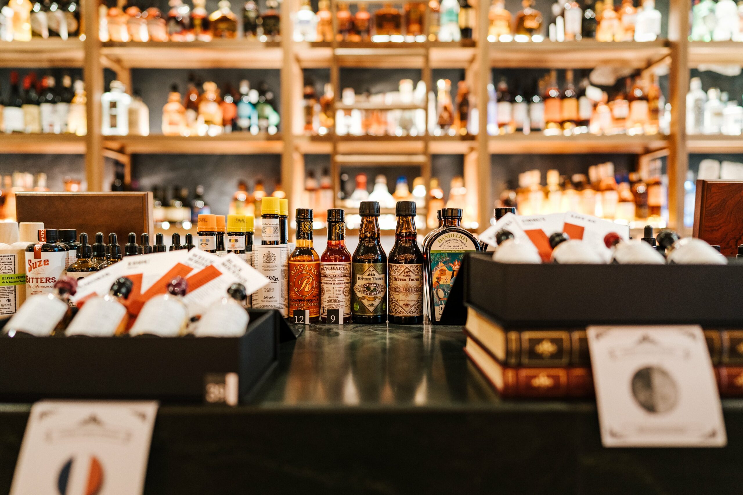 Shooting pour Le clan Hannibal, boutique de spiritueux à Bayonne au Pays basque