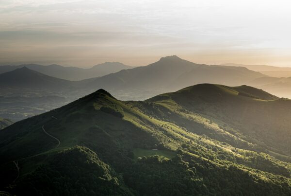 Vue sur la Rhune depuis le Mondarrain